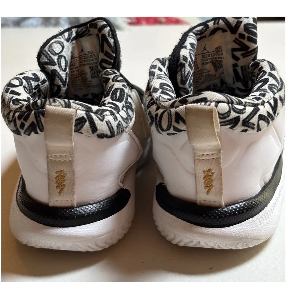 Jordan X Zion 1 DC2023-002 Toddler‎ Kids Shoes Size 8C Black White Sneakers